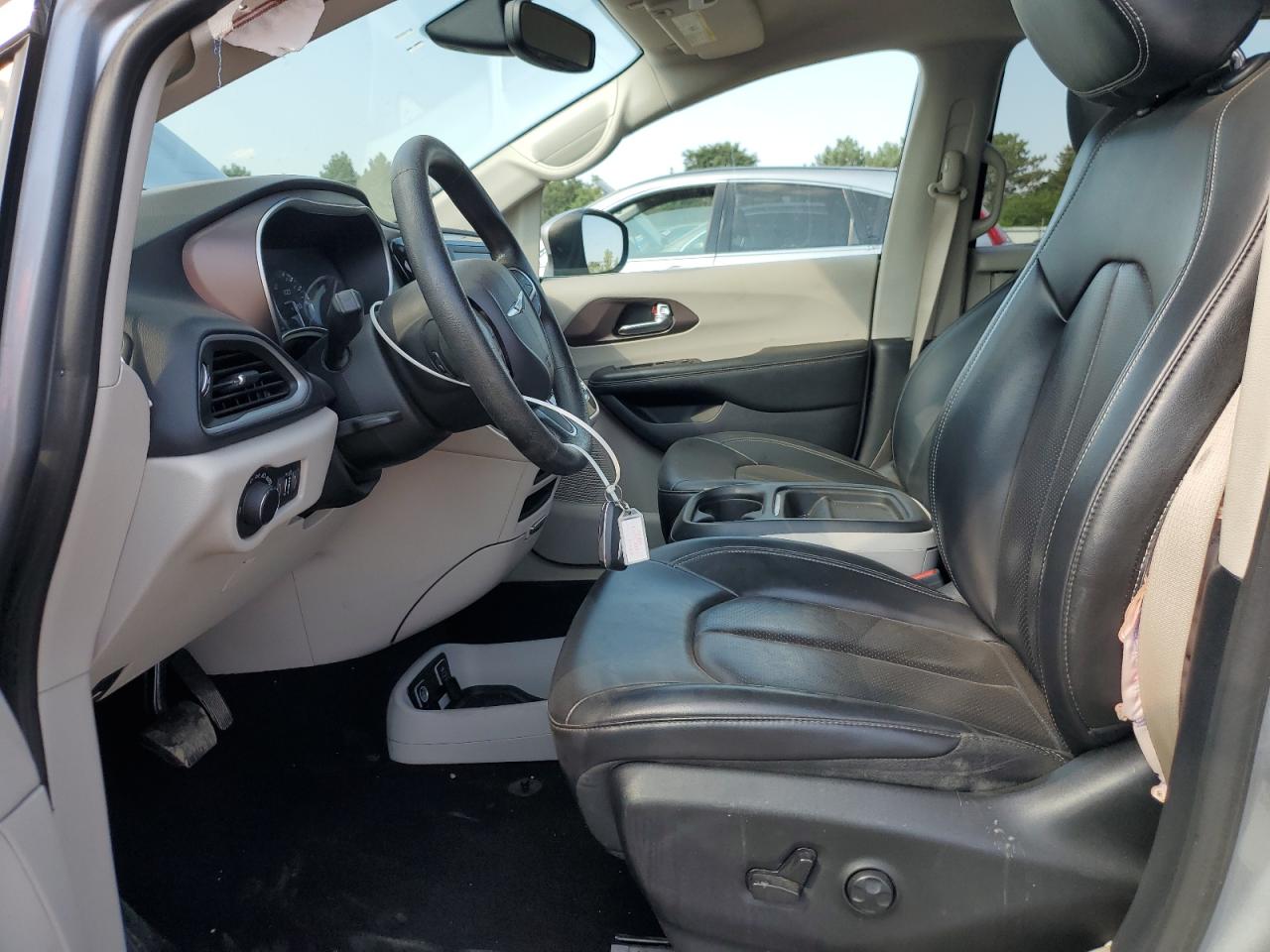 CHRYSLER VOYAGER LXI