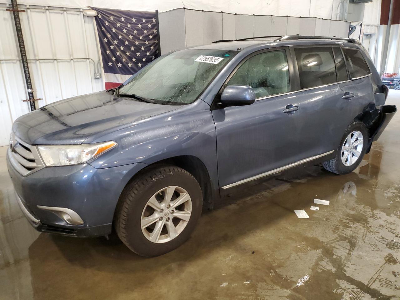 TOYOTA HIGHLANDER BASE