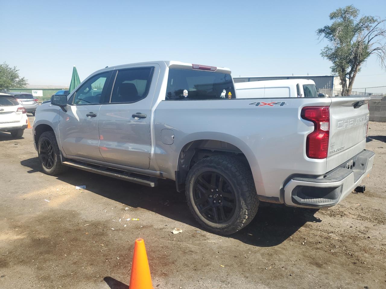 CHEVROLET SILVERADO K1500 CUSTOM