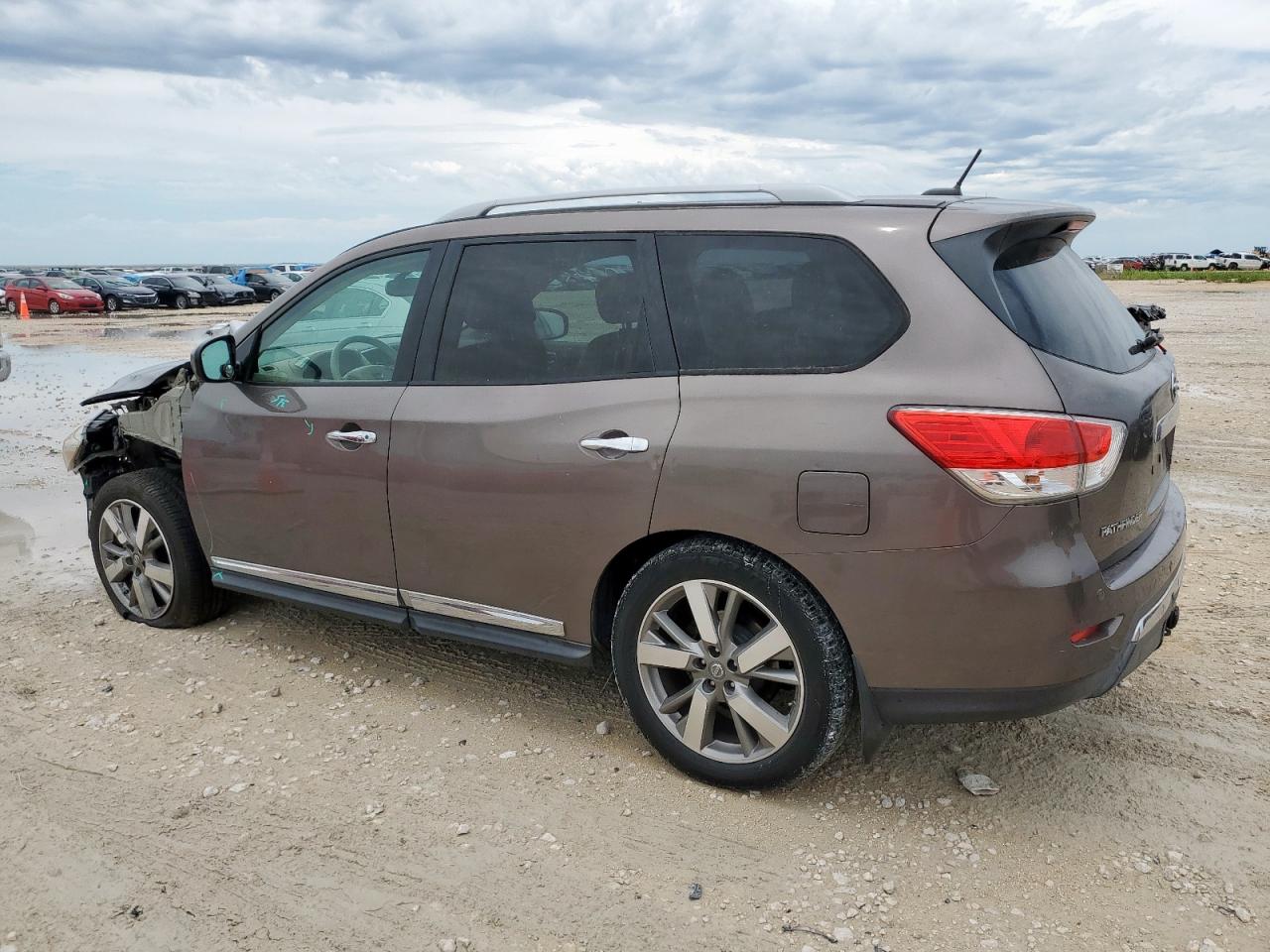 NISSAN PATHFINDER S