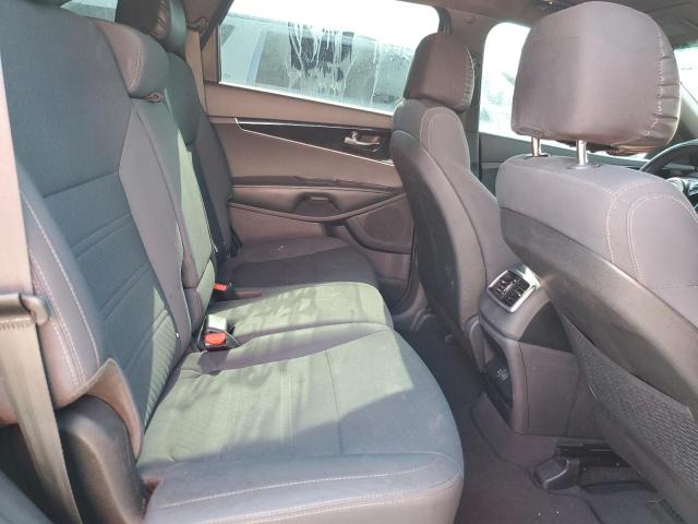 2017 KIA SORENTO LX - 5XYPG4A3XHG231679