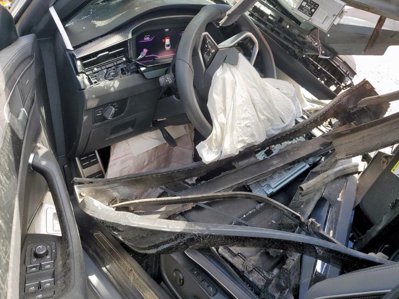 VOLKSWAGEN ARTEON SEL PREMIUM R-LINE