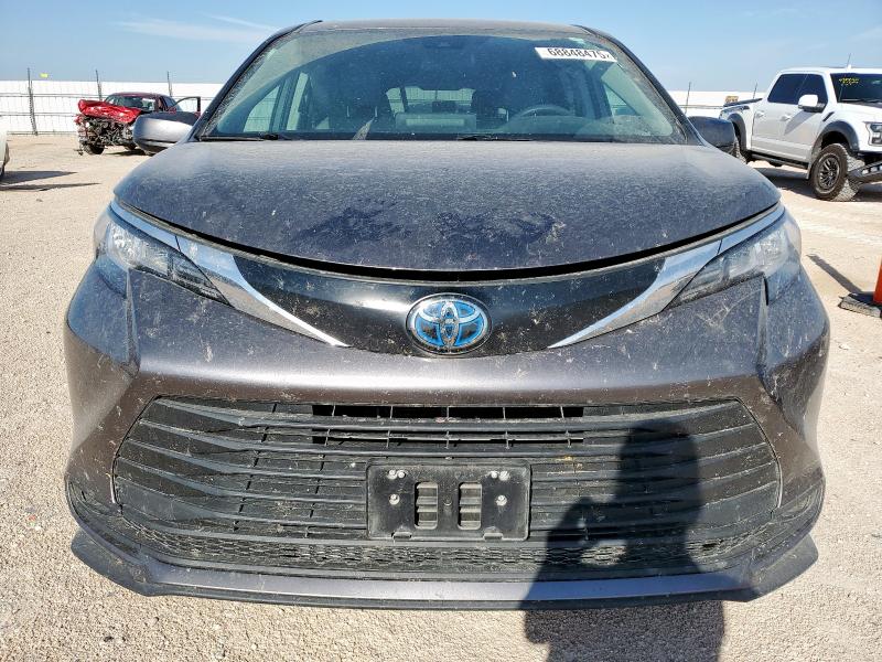 2023 TOYOTA SIENNA LE 5TDKRKEC5PS154482