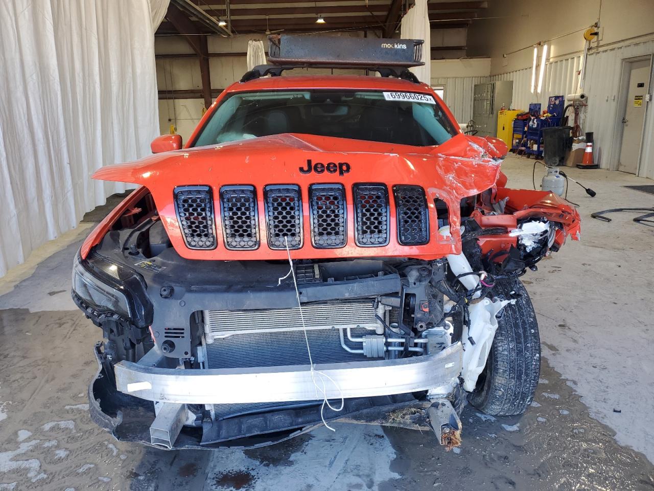 JEEP GRAND CHEROKEE LATITUDE PLUS