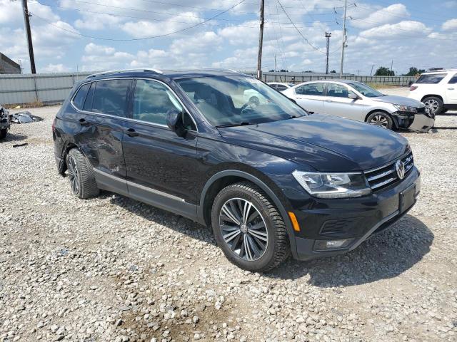 2018 VOLKSWAGEN TIGUAN SE 3VV2B7AX3JM053797