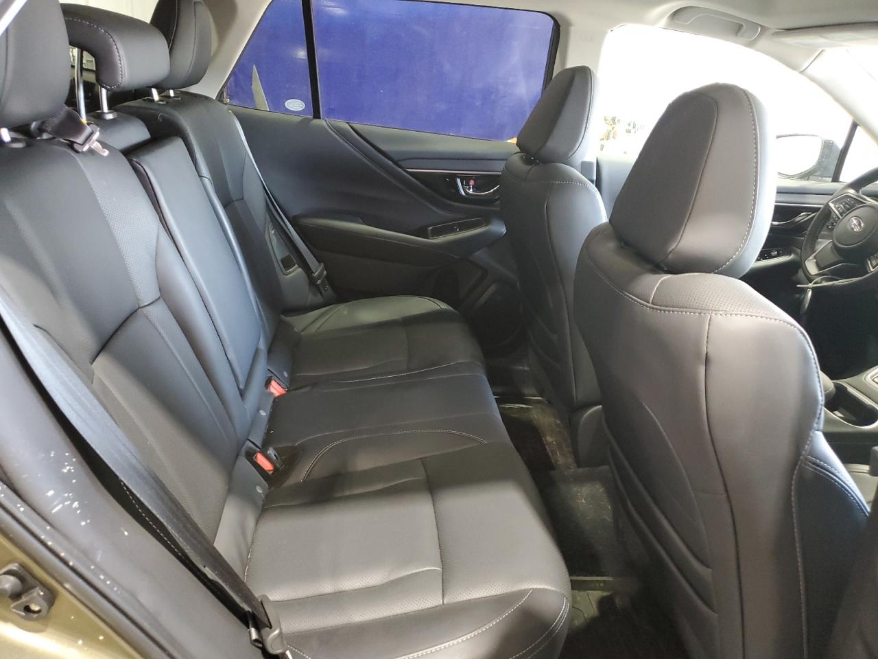 SUBARU OUTBACK TOURING