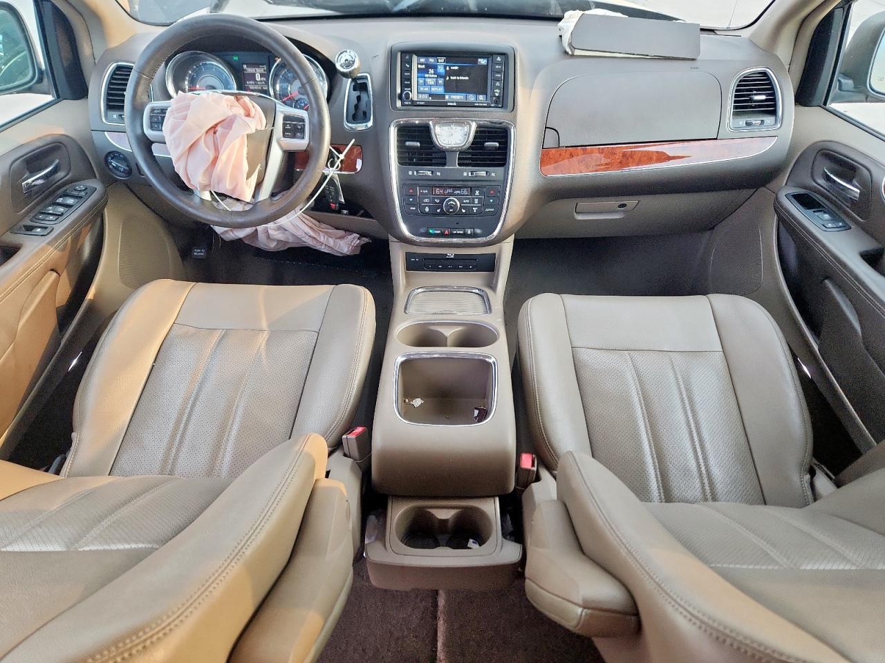 CHRYSLER TOWN & COUNTRY TOURING L