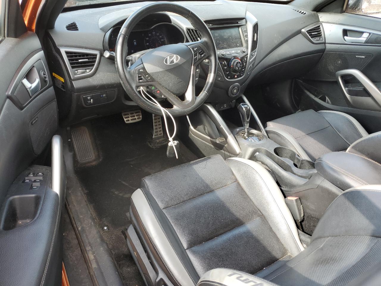 HYUNDAI VELOSTER TURBO