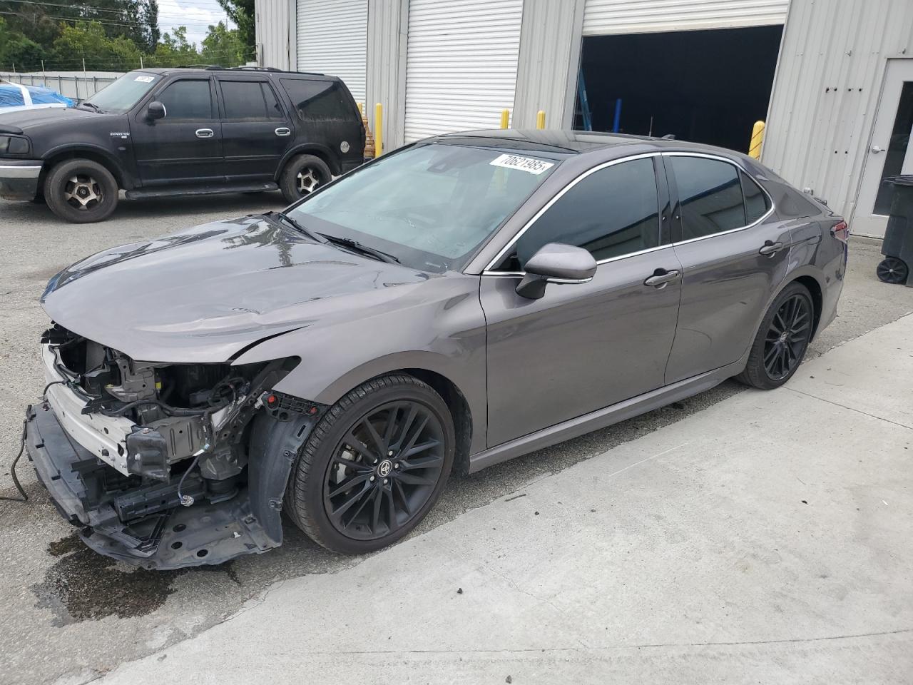 TOYOTA CAMRY XSE