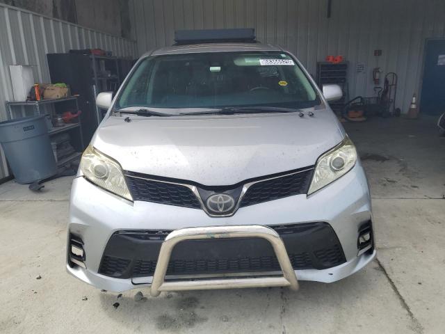 2018 TOYOTA SIENNA SE 5TDXZ3DC9JS926552