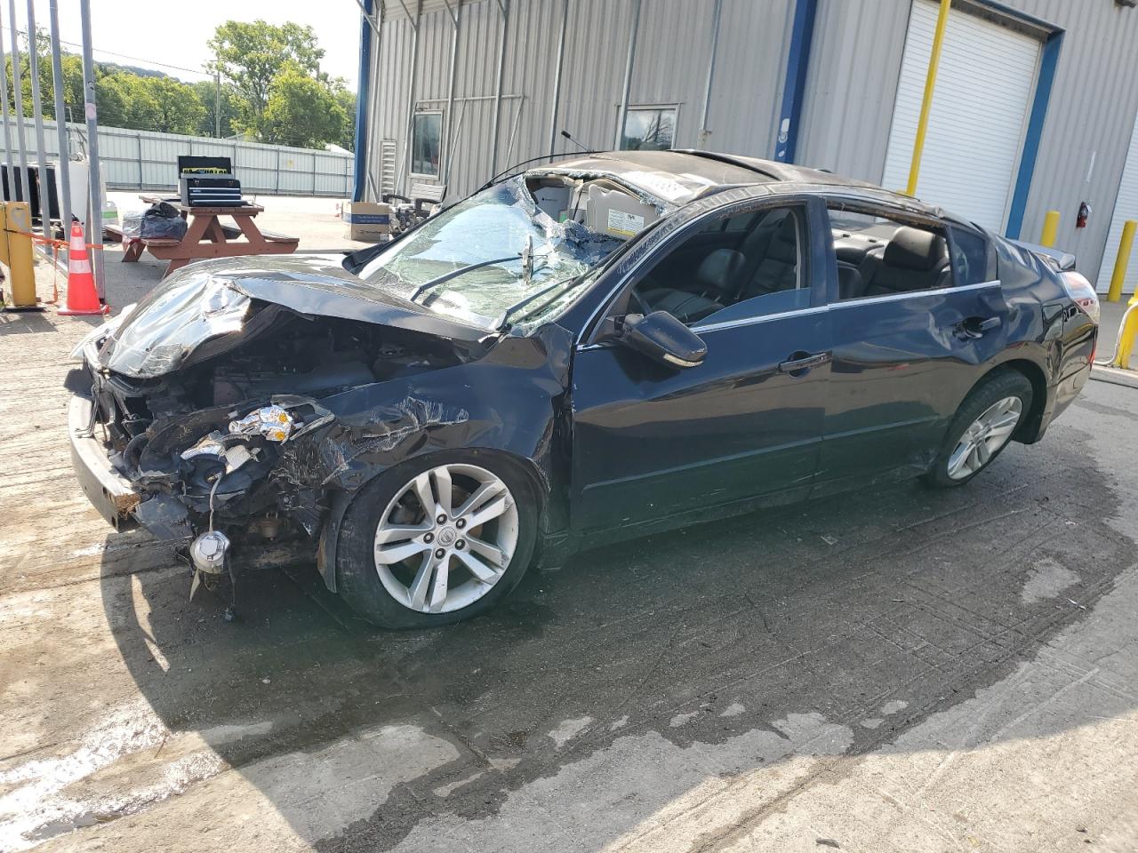 NISSAN ALTIMA SR
