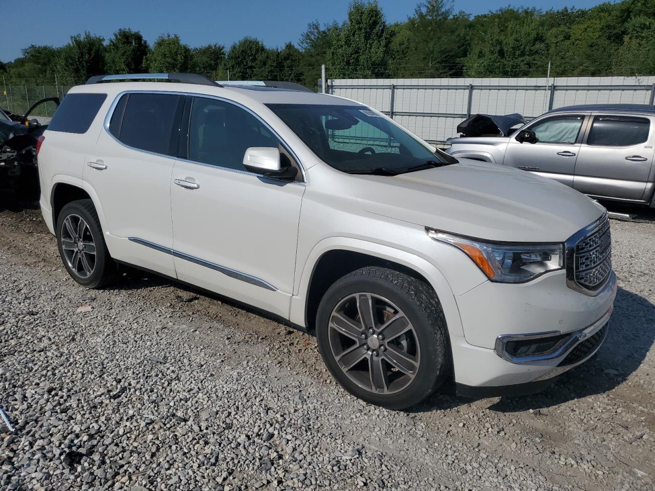 GMC ACADIA DENALI