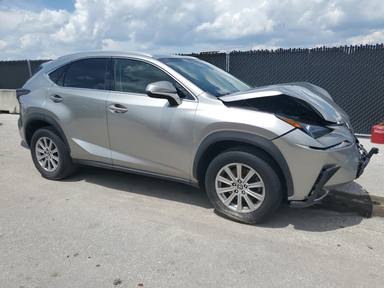 LEXUS NX 300 BASE