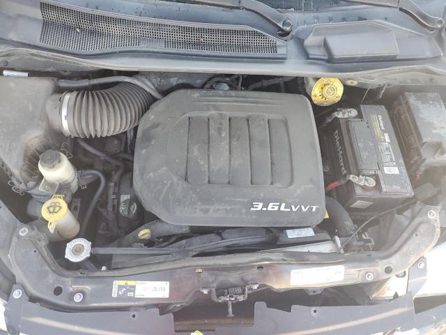 2016 CHRYSLER TOWN & COU - 2C4RC1BG5GR294977