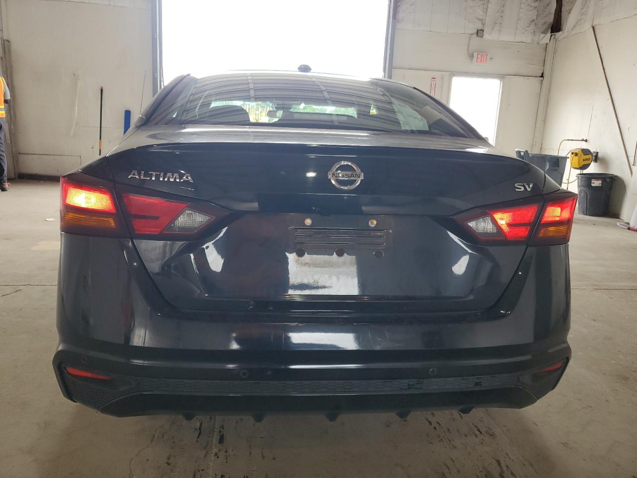NISSAN ALTIMA SV