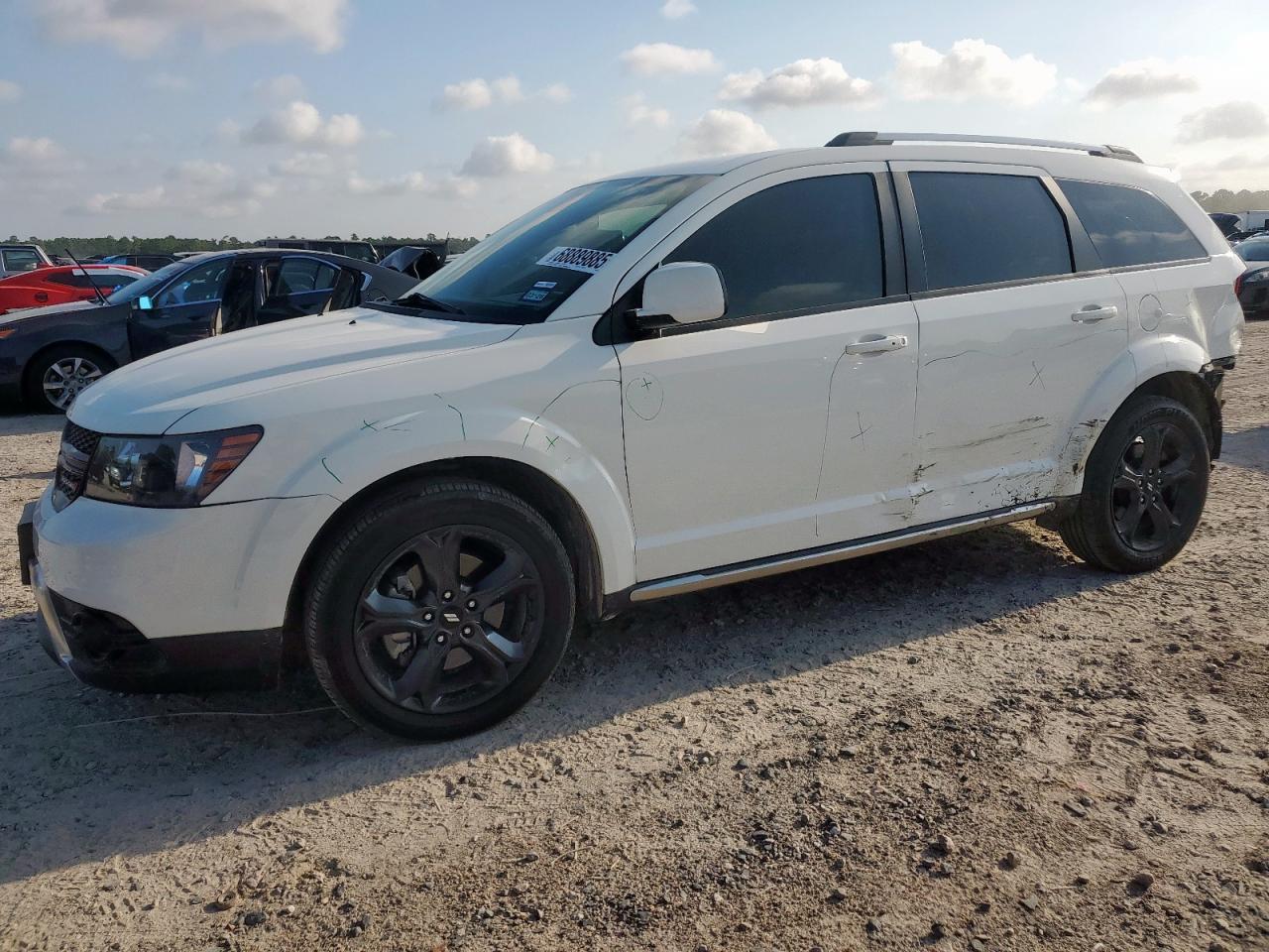 DODGE JOURNEY CROSSROAD