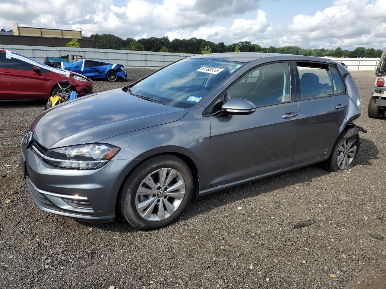 VOLKSWAGEN GOLF