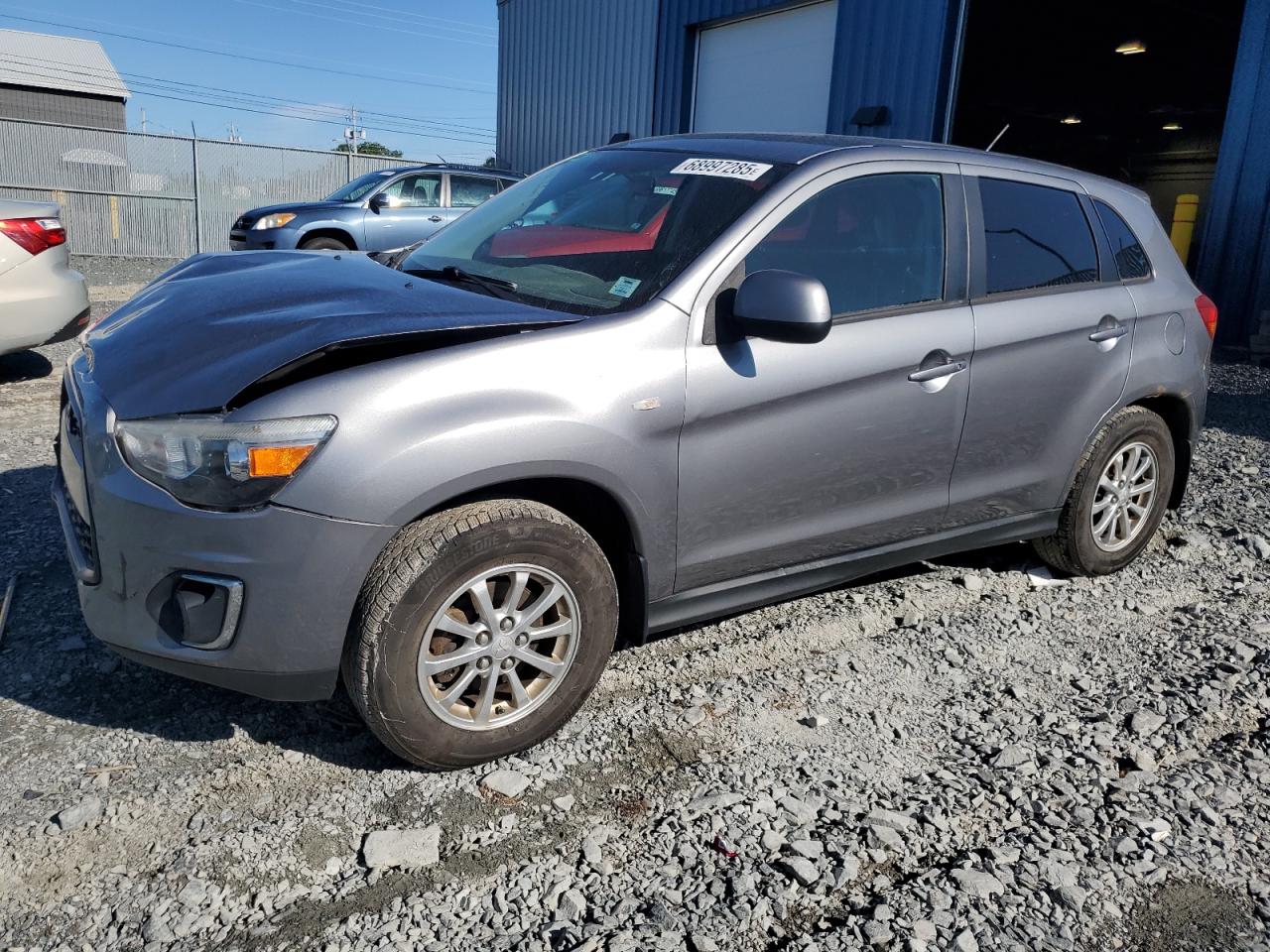 MITSUBISHI OUTLANDER SE