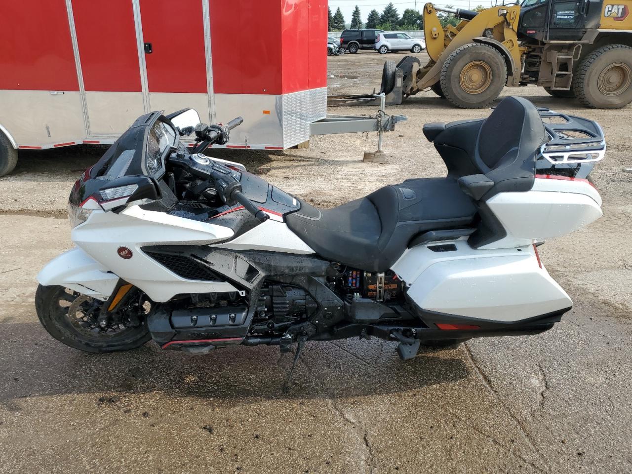 Lot #3298191032 2024 HONDA GL1800 D