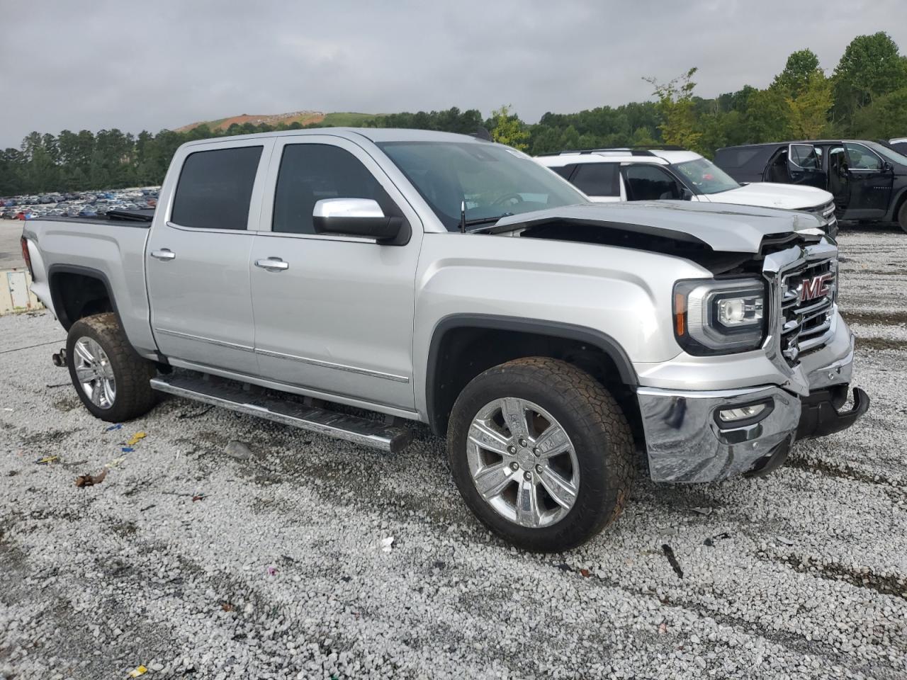 GMC SIERRA C1500 SLT