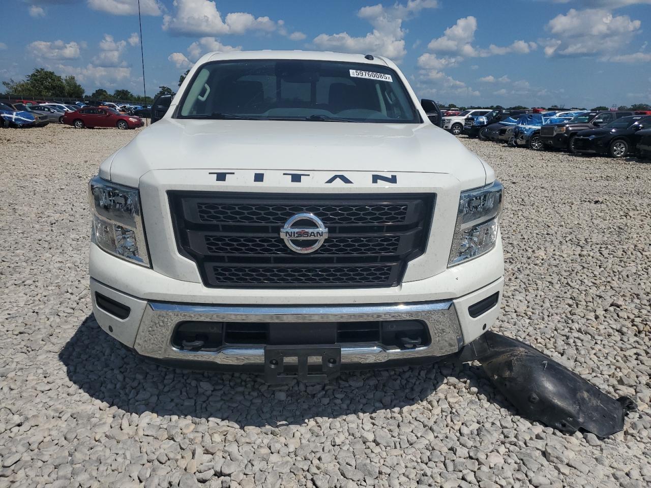 NISSAN TITAN SV