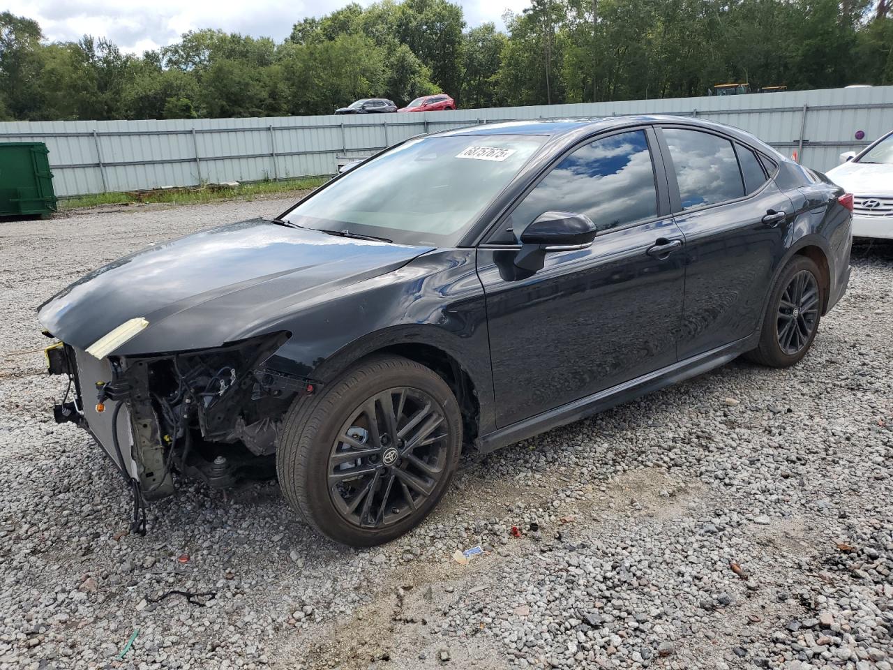 TOYOTA CAMRY XSE