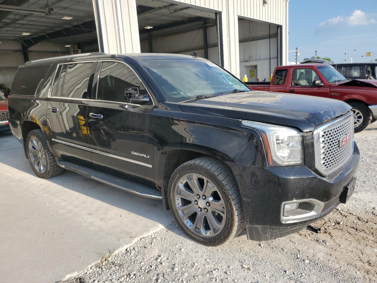 GMC YUKON DENALI