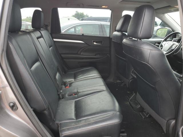 2018 TOYOTA HIGHLANDER 5TDJZRFH0JS560126