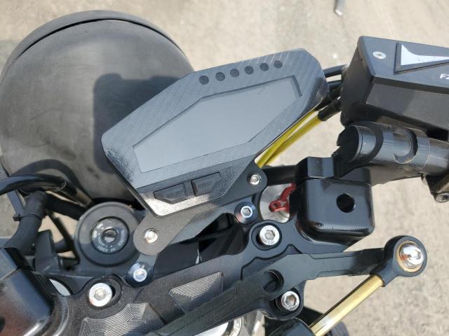 2015 YAMAHA FZ09 JYARN33N7FA001873