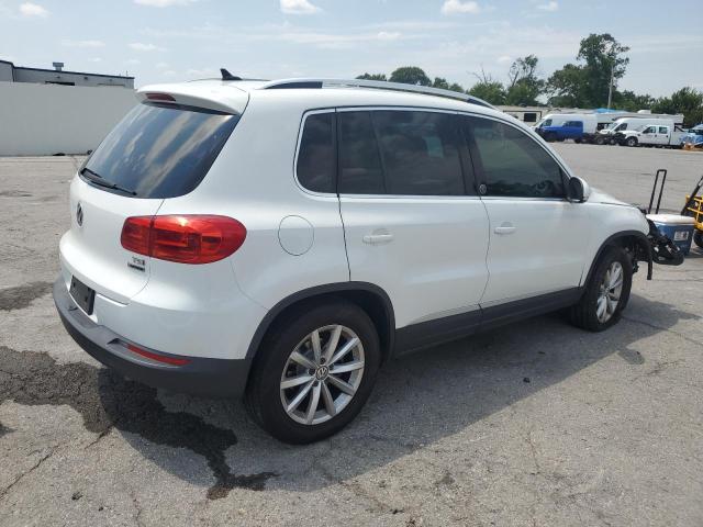 2017 VOLKSWAGEN TIGUAN WOL WVGSV7AX2HK017523