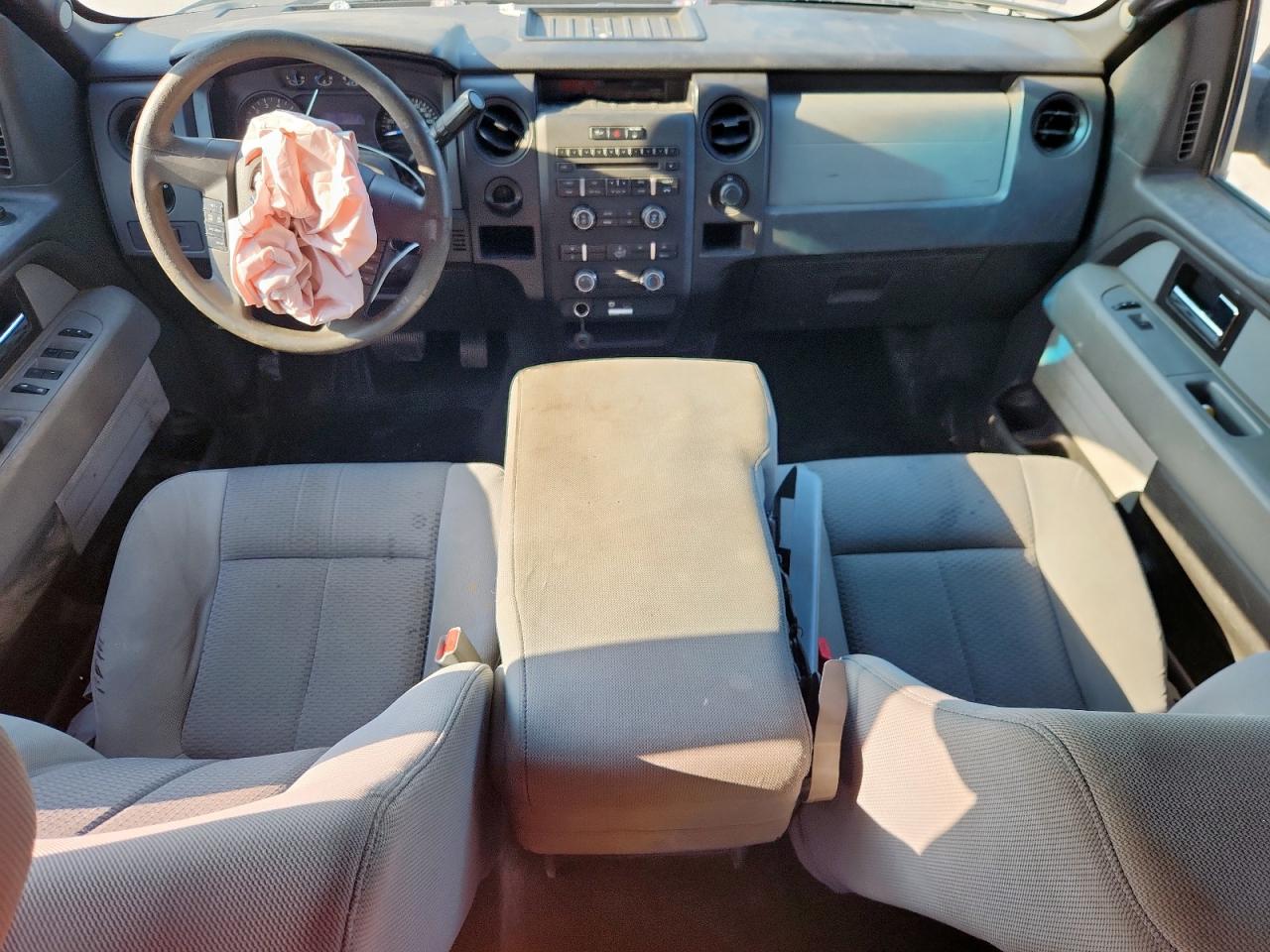 FORD F-150 SUPER CAB