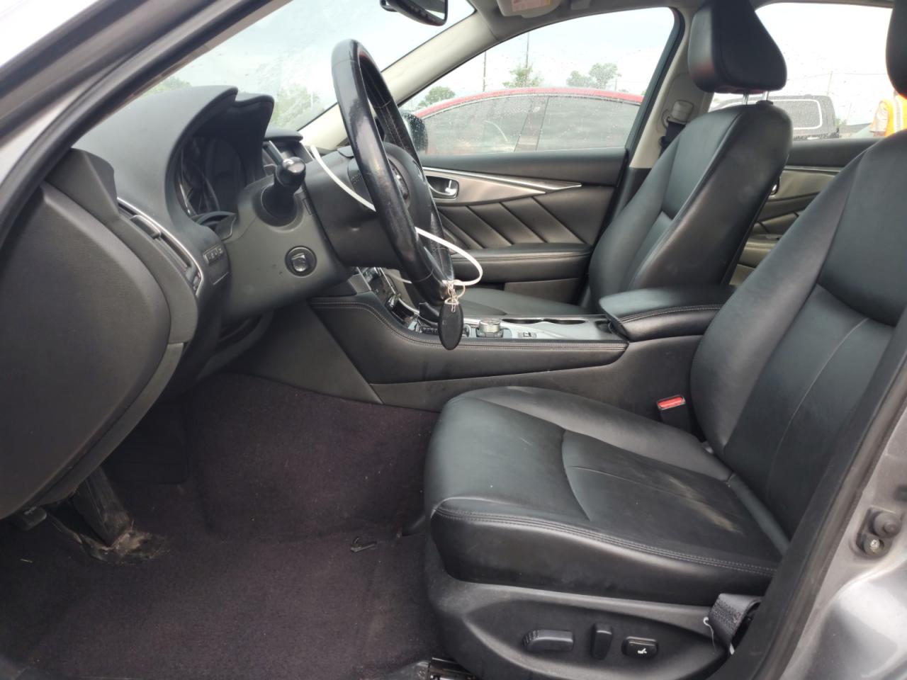 INFINITI Q50 PREMIUM