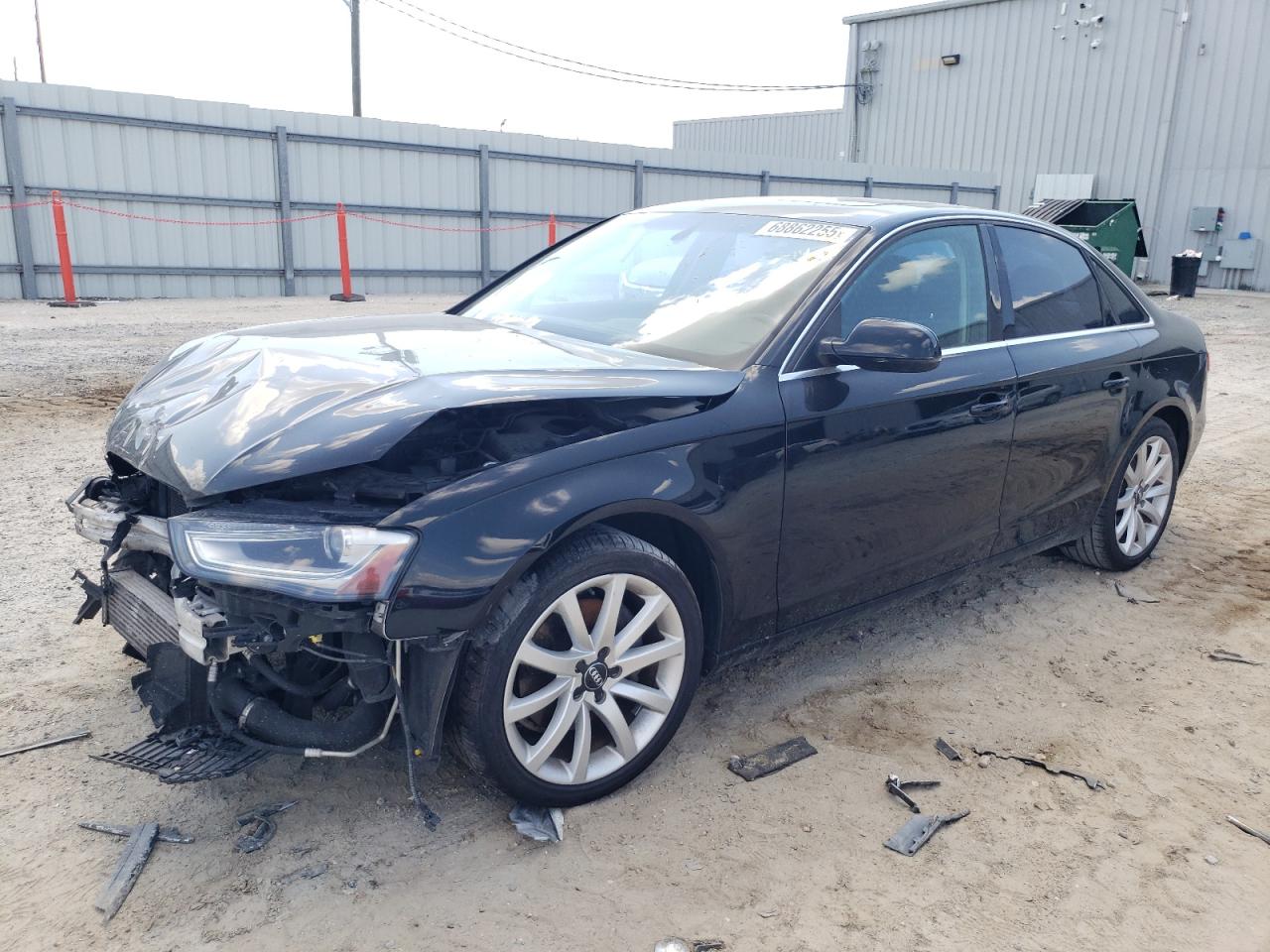 AUDI A4 PREMIUM
