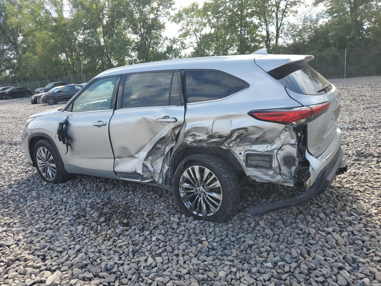 TOYOTA HIGHLANDER PLATINUM