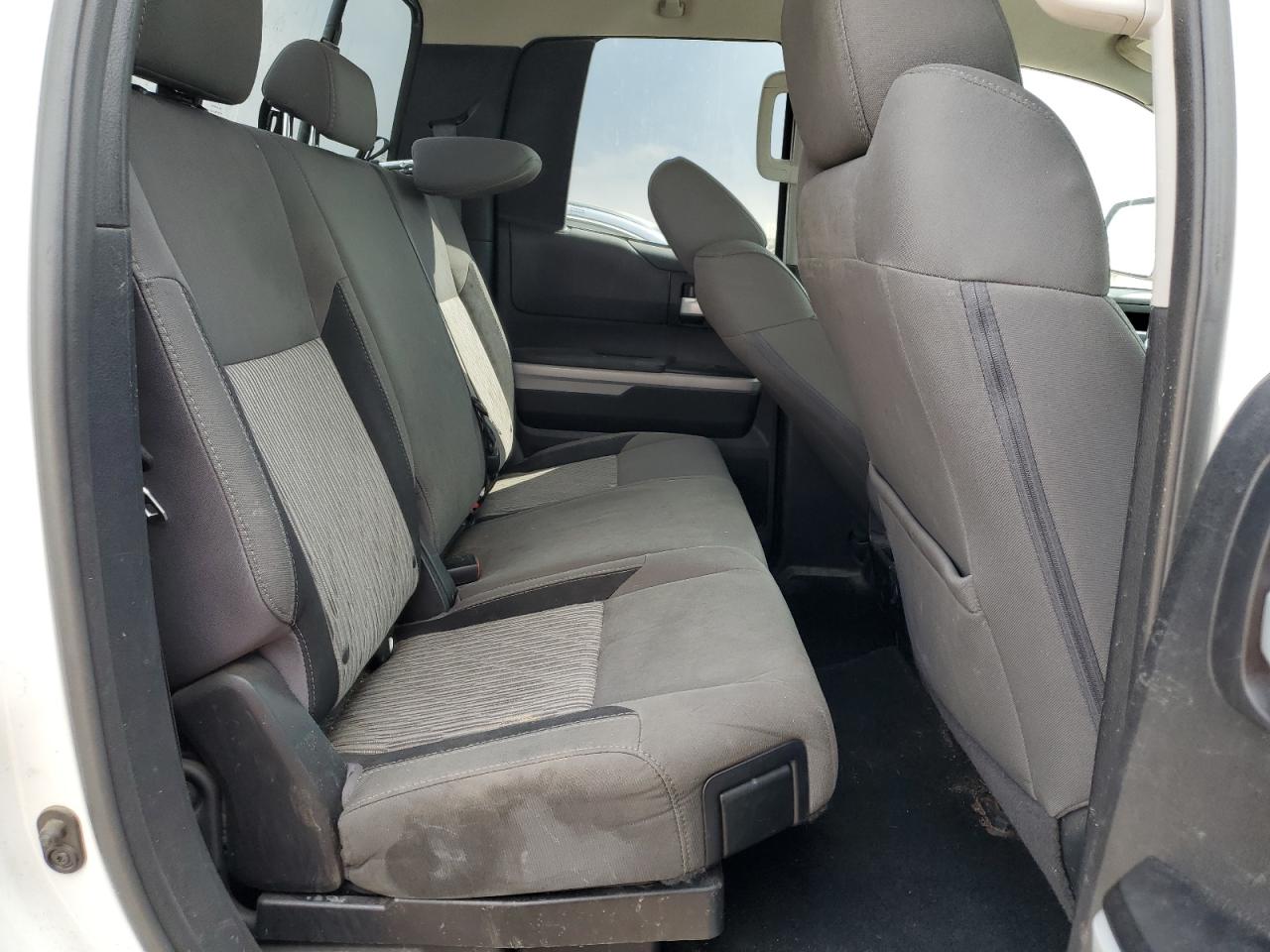 TOYOTA TUNDRA DOUBLE CAB SR