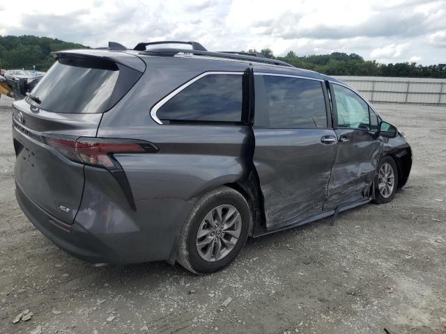 2025 TOYOTA SIENNA XLE 5TDYRKEC5SS225697