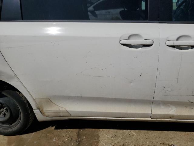 2017 TOYOTA SIENNA LE 5TDKZ3DC7HS823778