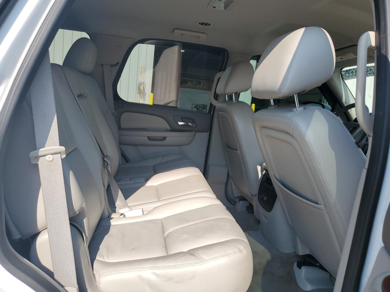 CHEVROLET TAHOE K1500 LT