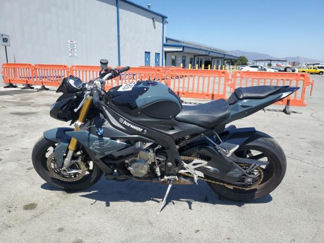 2017 BMW S 1000 R WB10D6200HZ761846