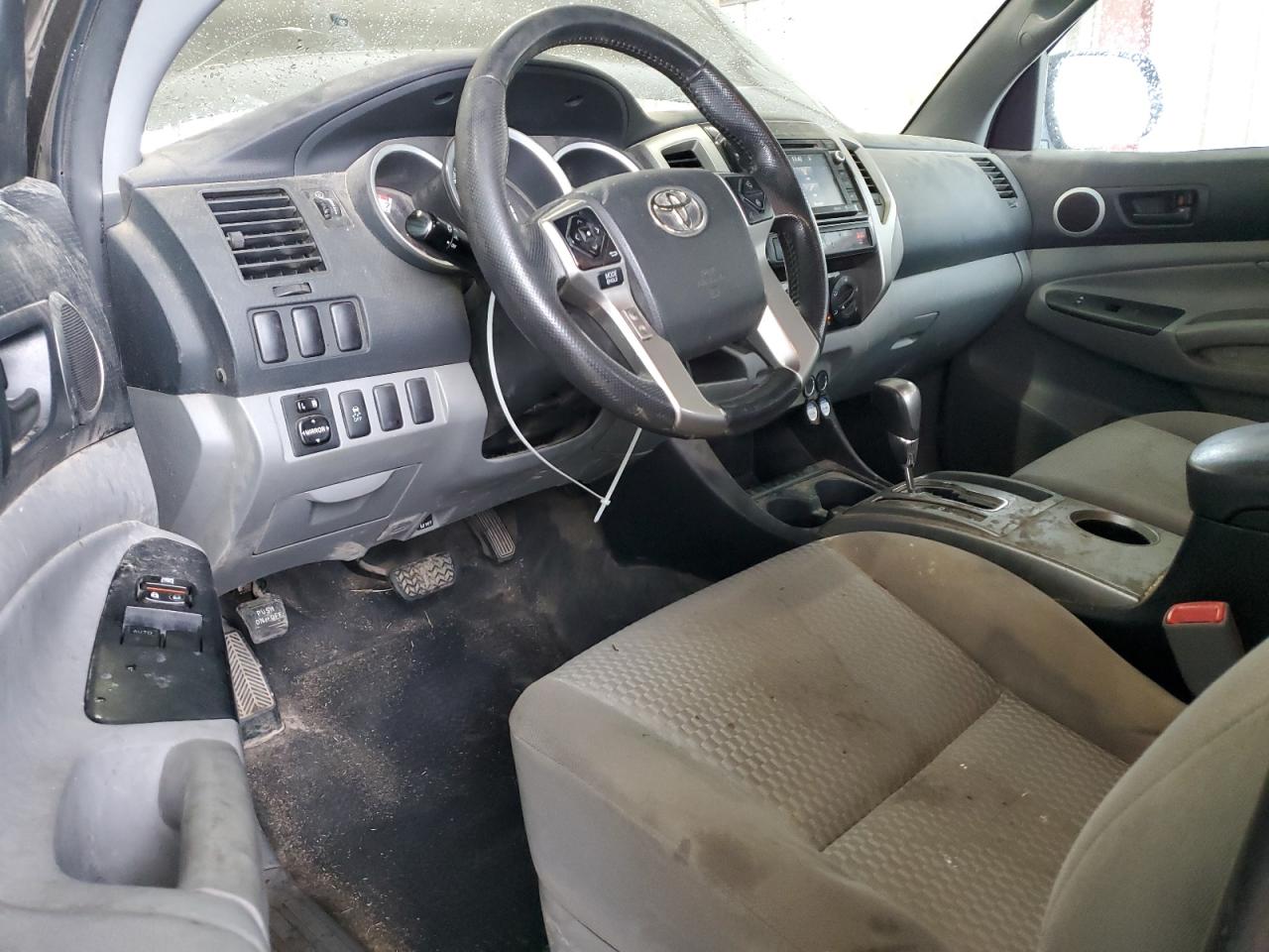 TOYOTA TACOMA PRERUNNER ACCESS CAB