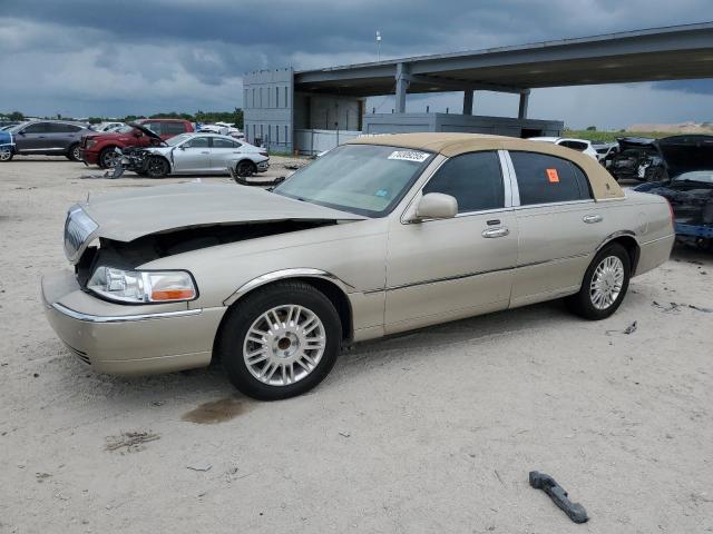 LINCOLN TOWN CAR S