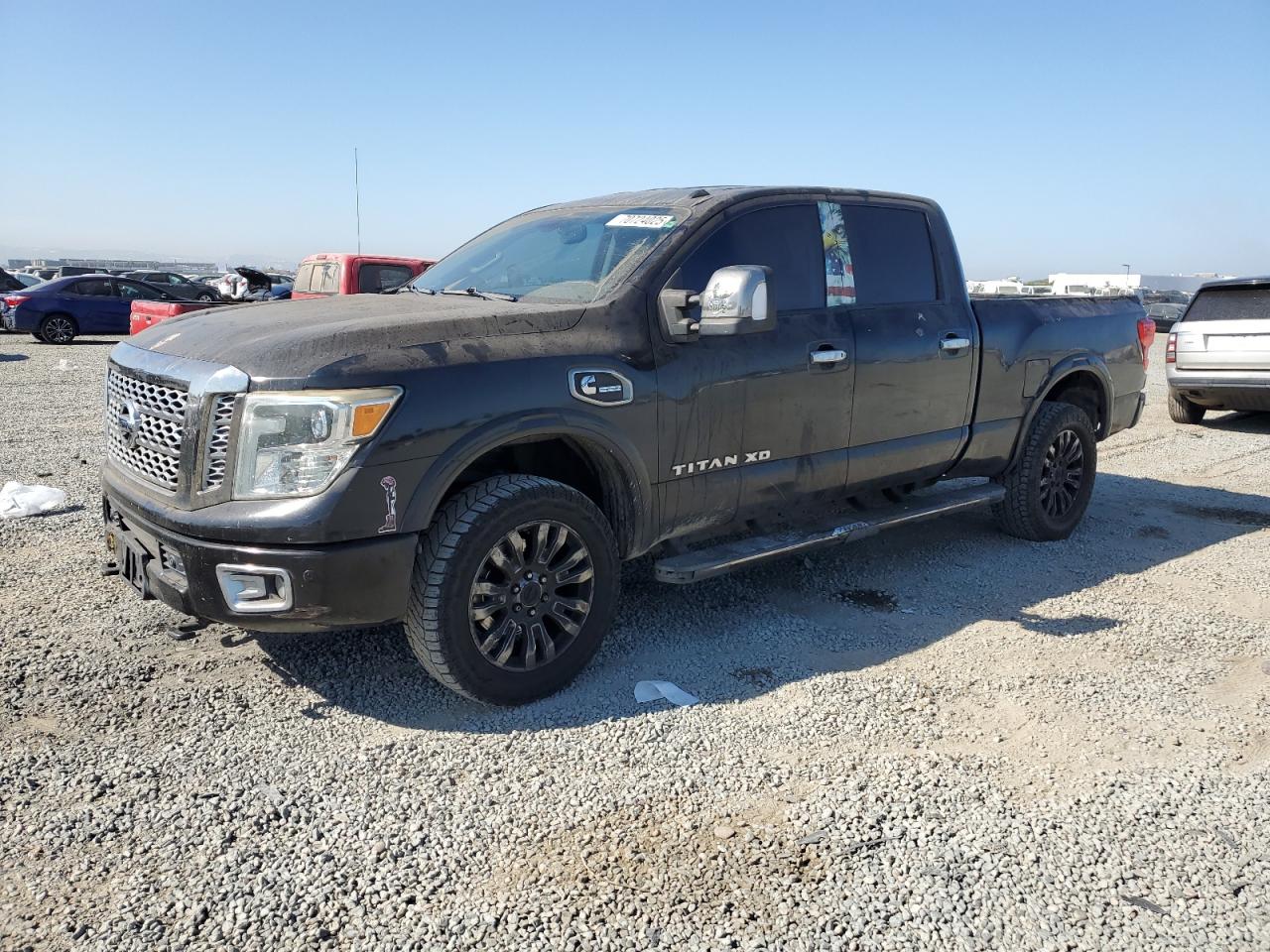 NISSAN TITAN SL