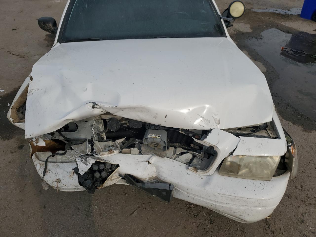 FORD CROWN VICTORIA POLICE INTERCEPTOR