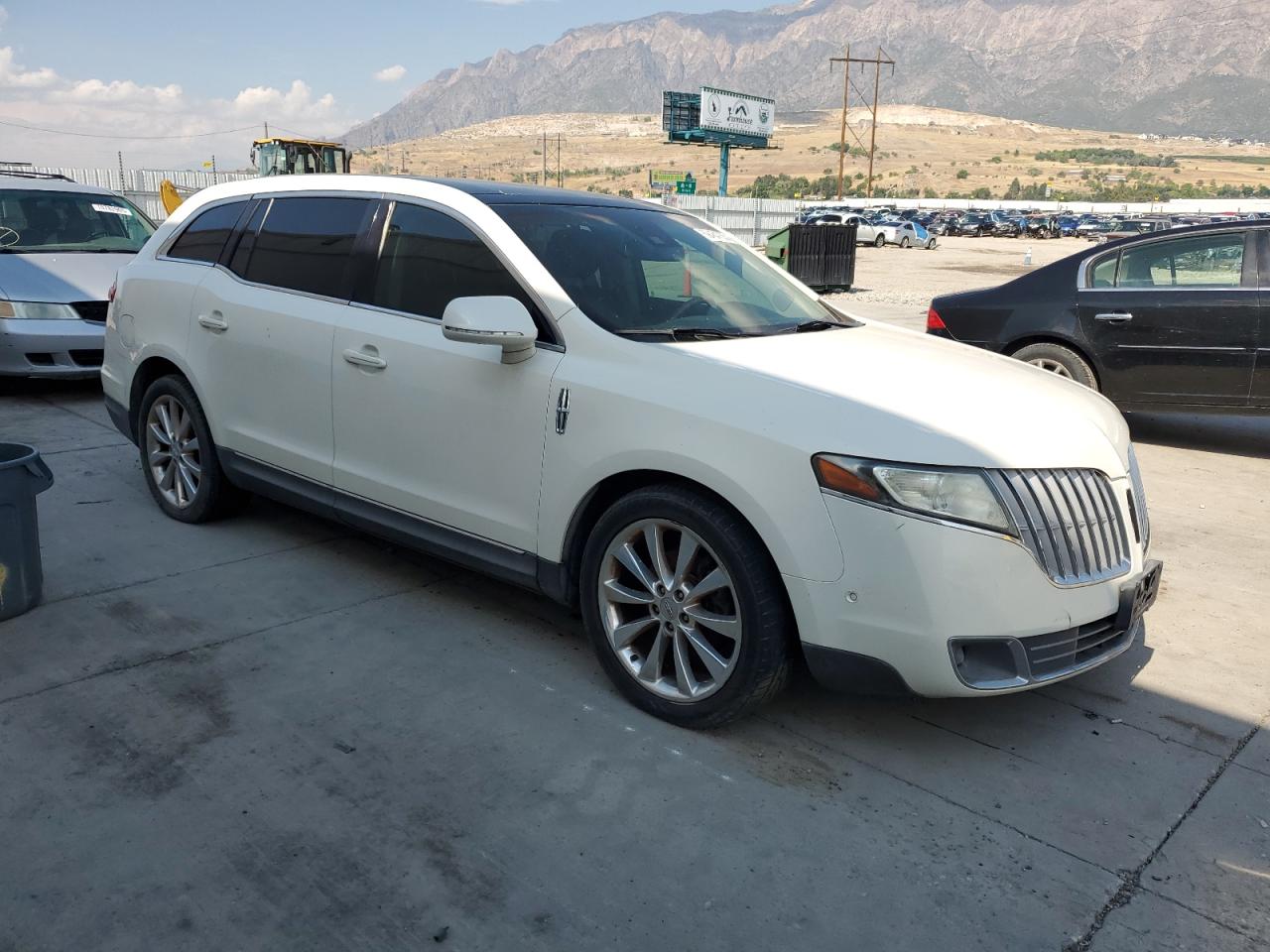 LINCOLN MKT
