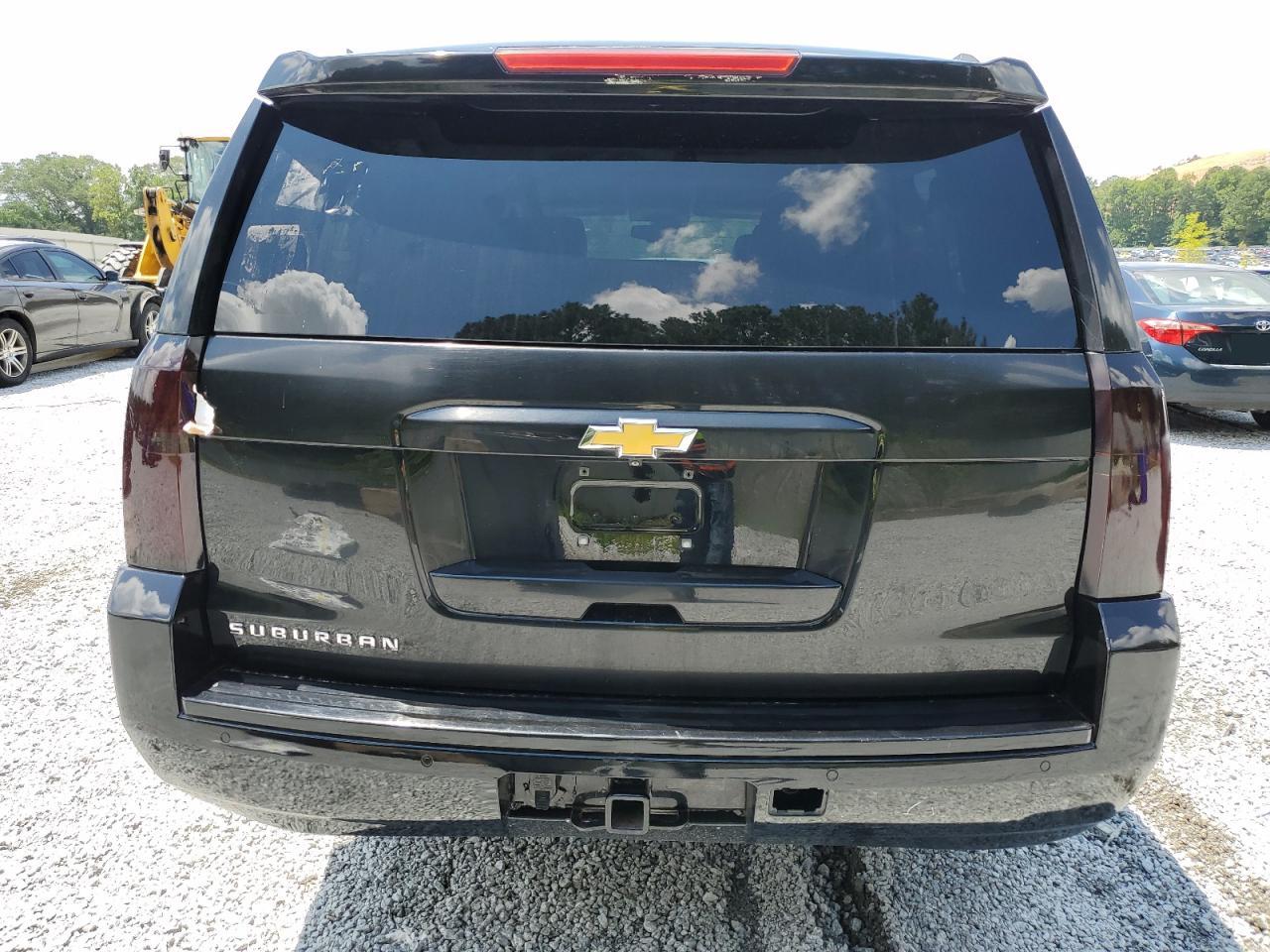 CHEVROLET SUBURBAN C1500 LT