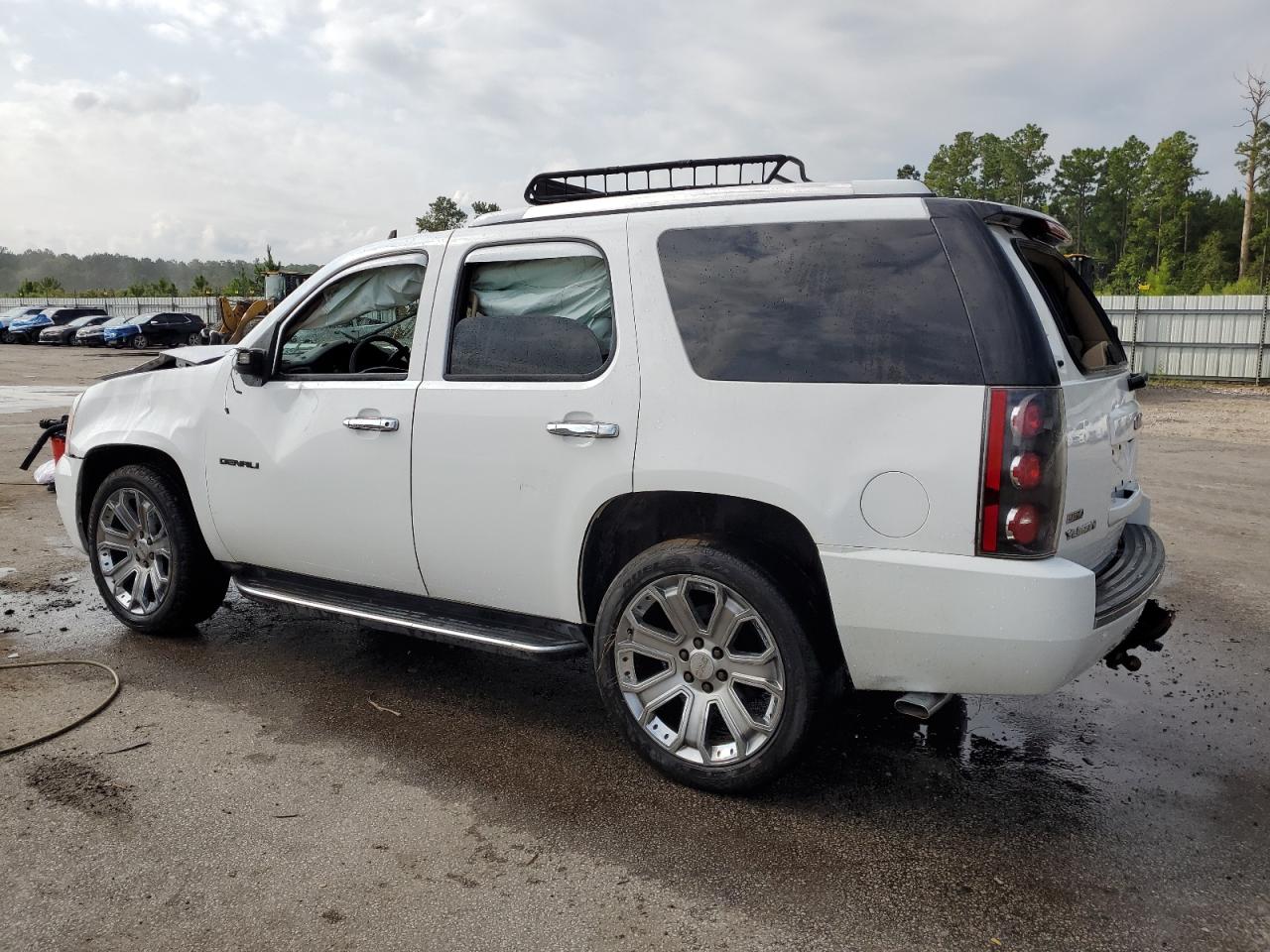 GMC YUKON DENALI