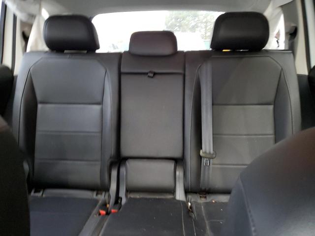 2018 VOLKSWAGEN TIGUAN SE 3VV2B7AX5JM119864