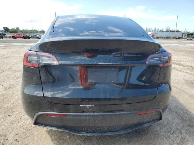2024 TESLA MODEL Y 7SAYGDED4RF015491