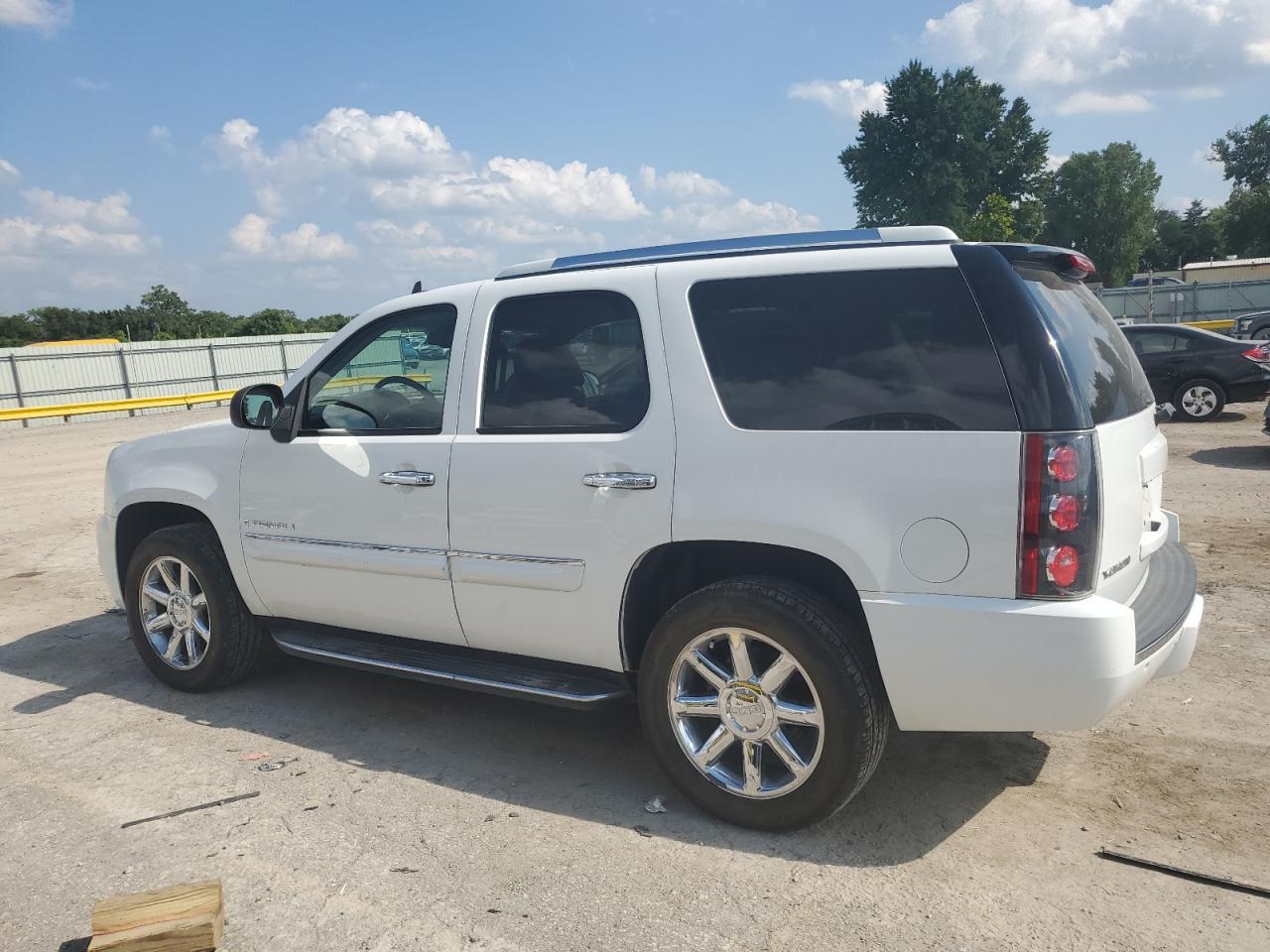 Lot #3217185435 2007 GMC YUKON DENALI