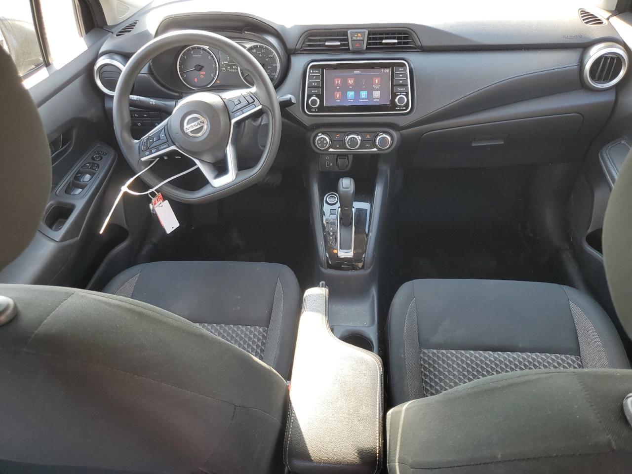 NISSAN VERSA S